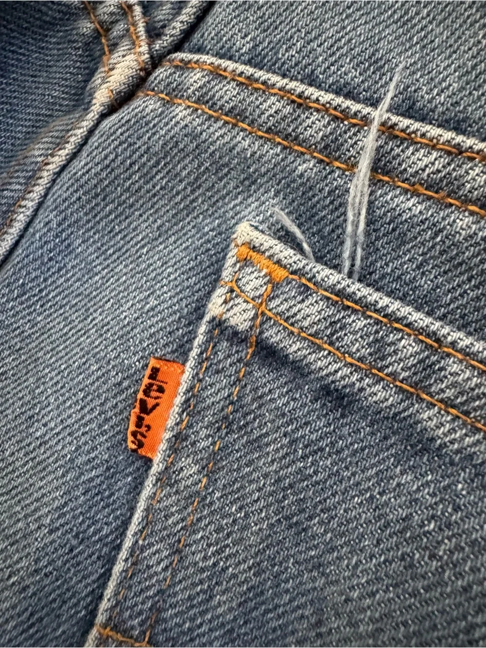 Levi's Men's Straight Indigo Blue Denim Jeans with Leather Patch